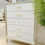 American Light Luxury Solid Wood Cream-Colored Dresser - Soft White Style for Modern Interiors
