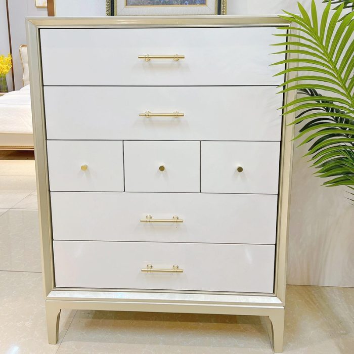 American Light Luxury Solid Wood Cream-Colored Dresser - Soft White Style for Modern Interiors