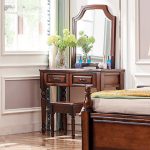 Upholstered Solid Wood Bed