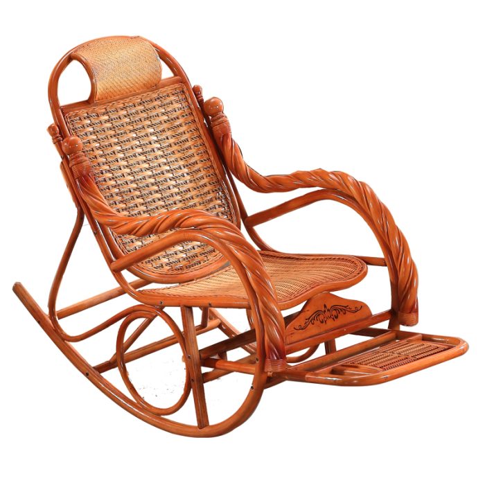 Charming French Country Rattan Chaise Lounge for Relaxed Elegance