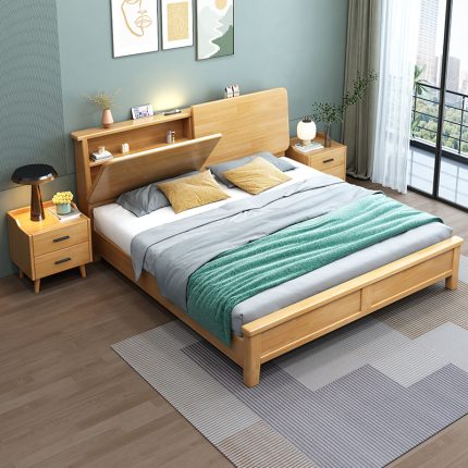 This rubberwood bed brings modern simplicity to your bedroom.