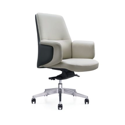 Minimalist Leather Office Chair – Comfort Meets Elegance