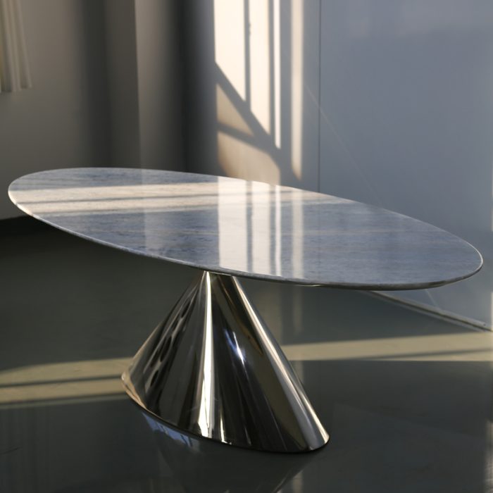 ​Stackable Table Bases for Efficient Space Management