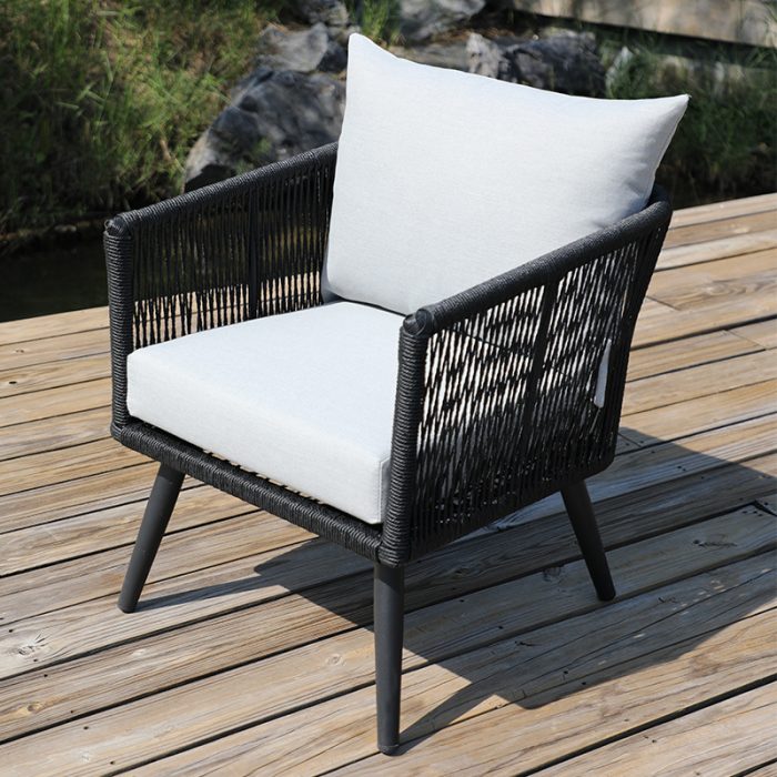 Modern Minimalist Aluminum Outdoor Sofa with Round Rope Weaving