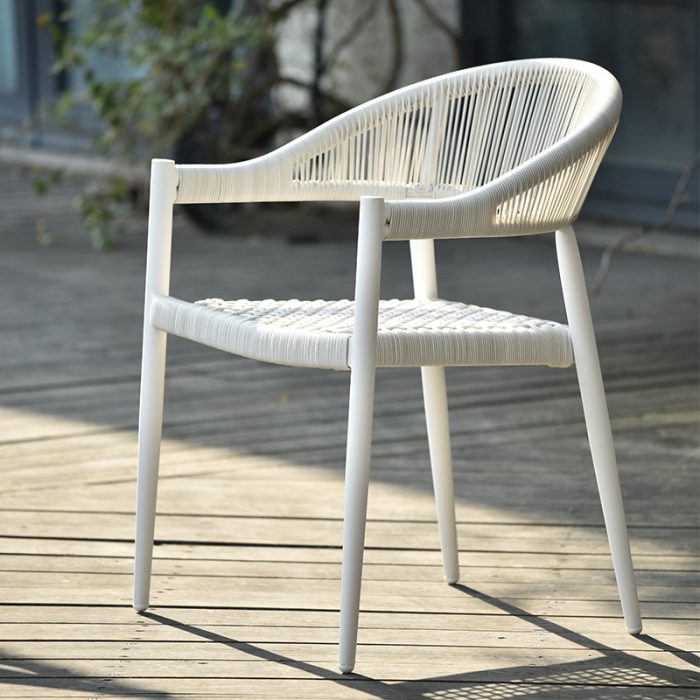 Find elegance and practicality in outdoor dining furniture.