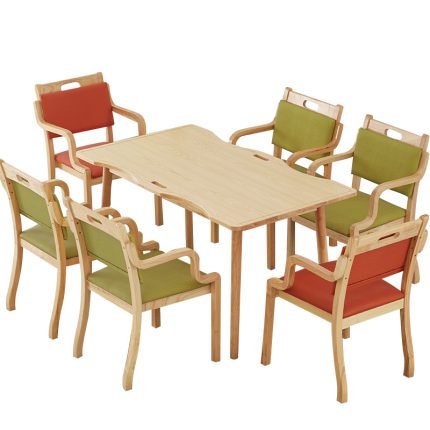 Solid Wood Dining Table for Retirement Homes – Elegant, Durable & Easy to Maintain