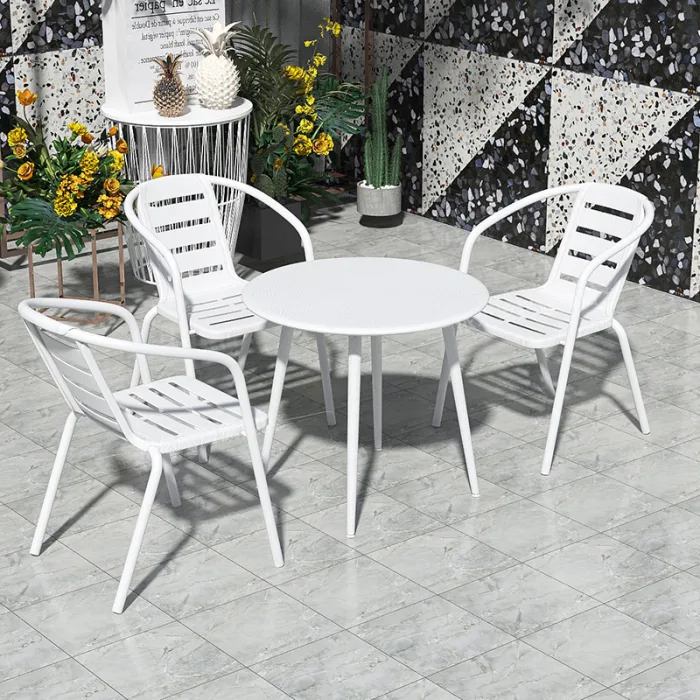 Discover innovative designs in outdoor dining furniture.