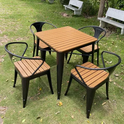Discover innovative designs in outdoor dining furniture.