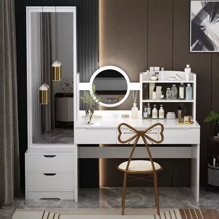 Telescoping Hotel Vanity