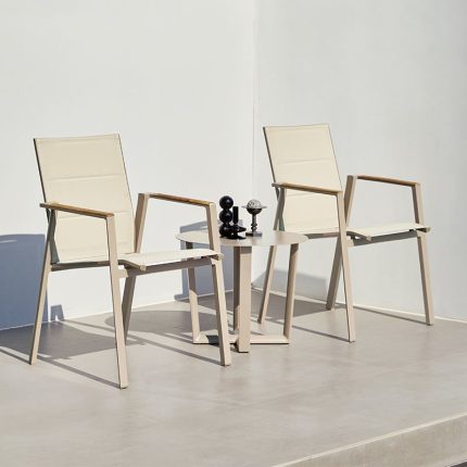 Discover innovative designs in outdoor dining furniture.