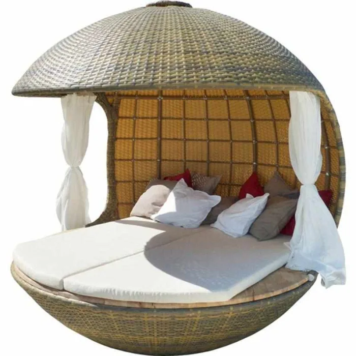 Luxury Minimalist Outdoor Lounge Bed for Commercial Use