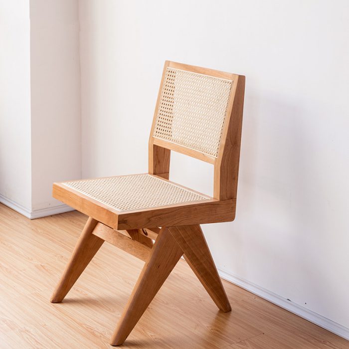 Minimalist Nordic Dining Chair for Discerning Markets