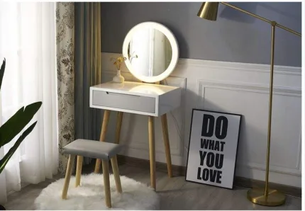 Classic Wooden Vanity Set with Mirror