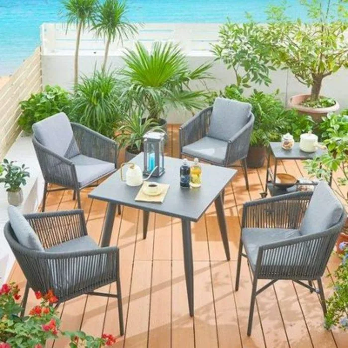 Commercial outdoor dining chairs