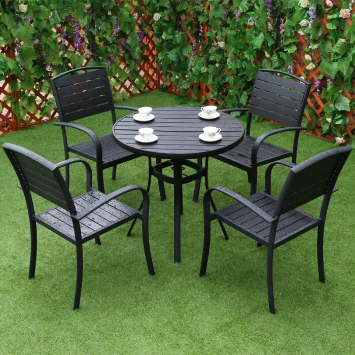 Find elegance and practicality in outdoor dining furniture.