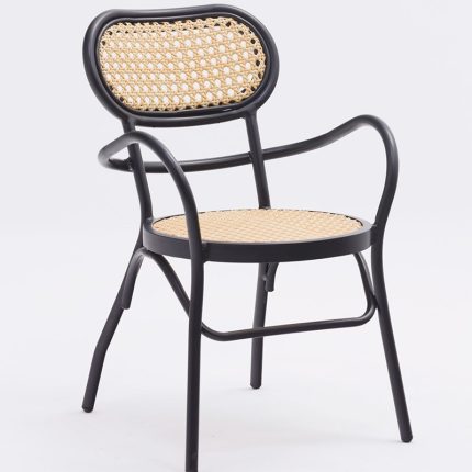 Create an outdoor oasis with versatile dining solutions.