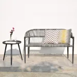 Built-in outdoor banquettes