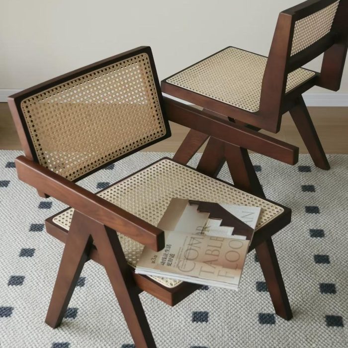 Scandinavian Dining Chair – A Blend of Style and Functionality