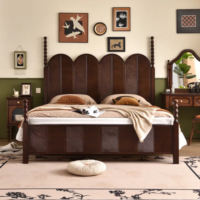 Solid Rubberwood Vintage Double Bed for Bedroom – Timeless Elegance