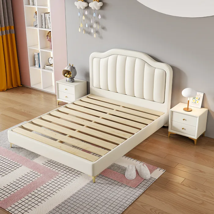 Stylish Scandinavian Solid Wood Bed for Kids’ Bedrooms