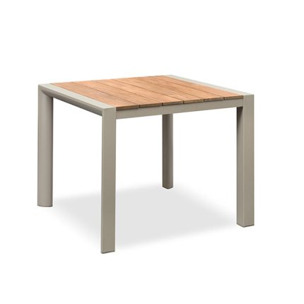 Find elegance and practicality in outdoor dining furniture.