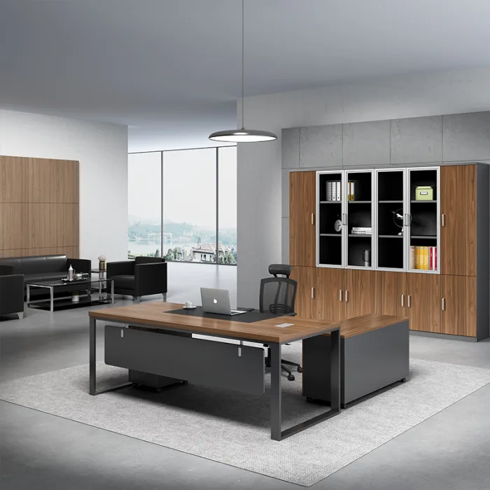 Versatile Modern Particle Board Office Desk for Dynamic Workspaces