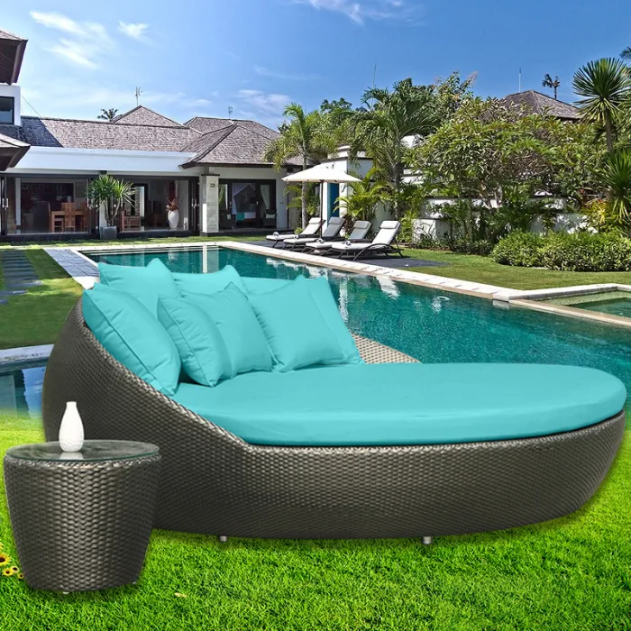 Sleek Outdoor Yard Lounge Bed for Patios & Resorts